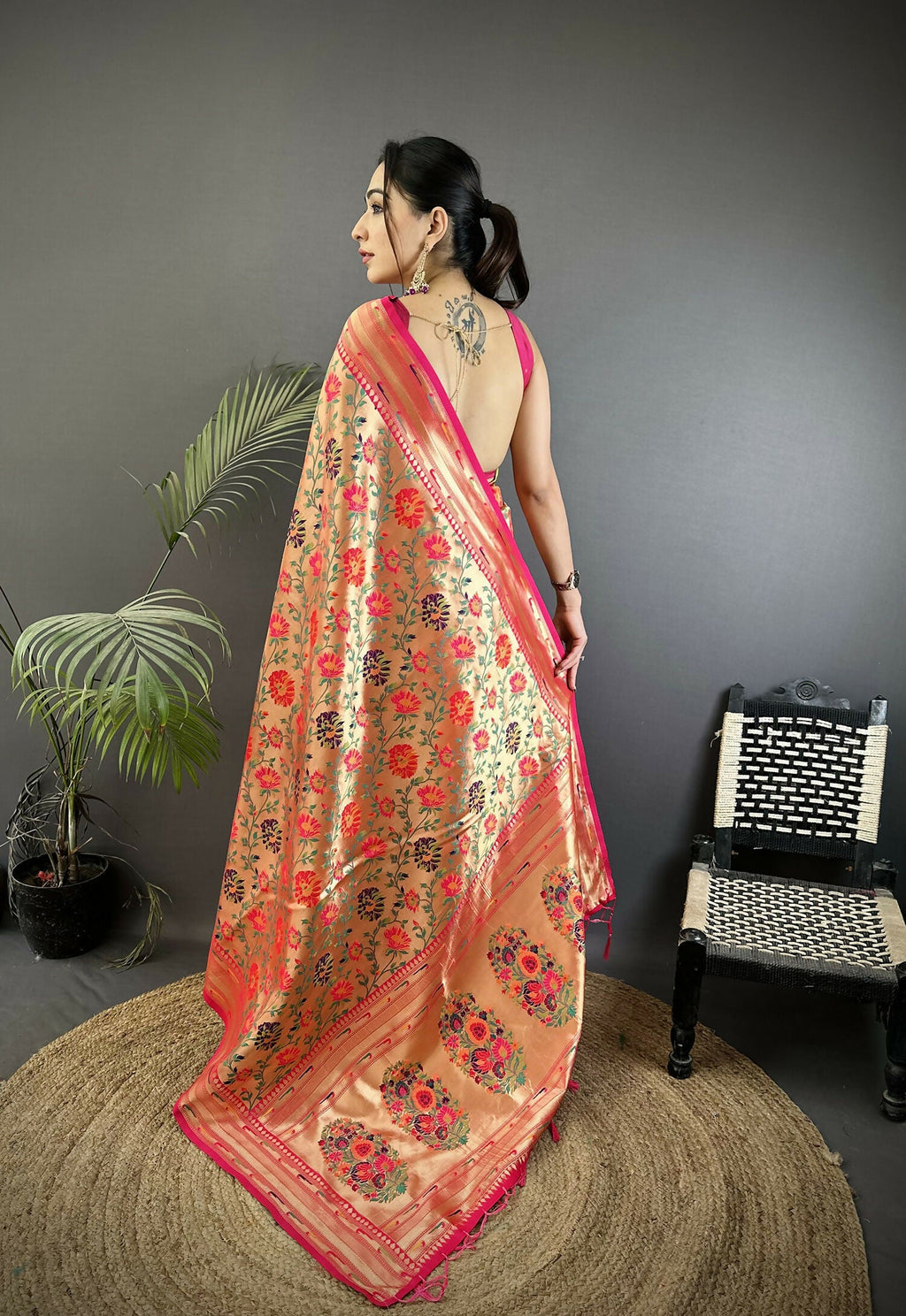Joban Fashion Pink Floral & Paisley Motifs Soft Silk Paithani Saree | Grocsy