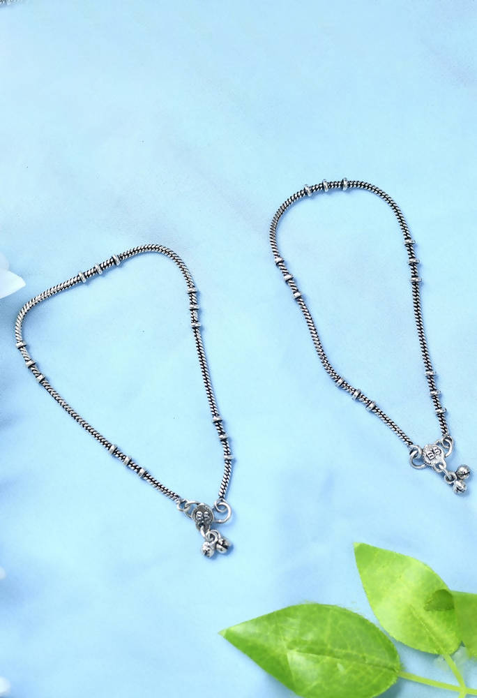 Mominos Fashion Kamal Johar Oxidised Light Weight Silver Anklets | Grocsy