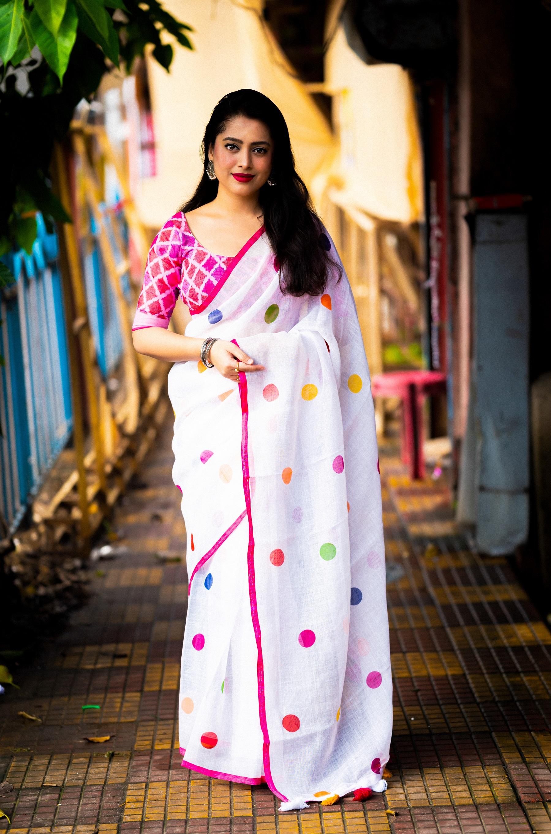 White Pure Linen Ethnic Motifs Saree with Unstitched Blouse - A2M | Grocsy