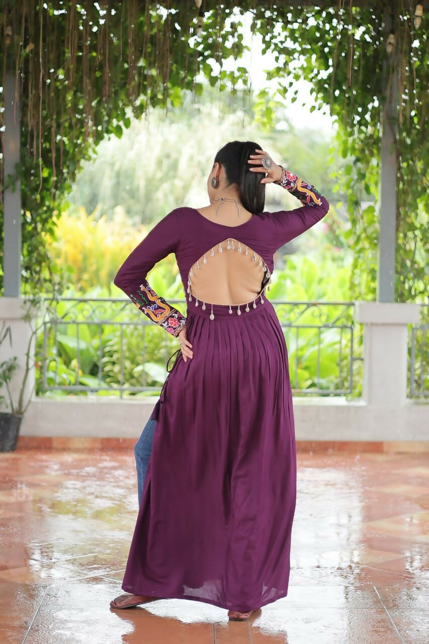 Vastranavya Wine Pink Navratri Special Rayon Kutchi Gamthi Work Kurti | Grocsy