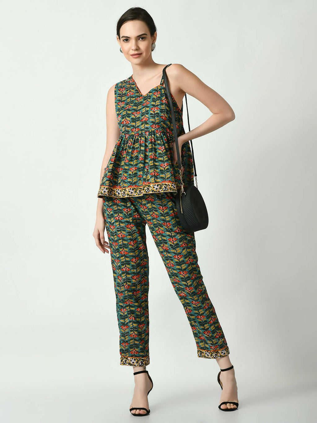 Myshka Women's Green Floral Printed Top | Grocsy
