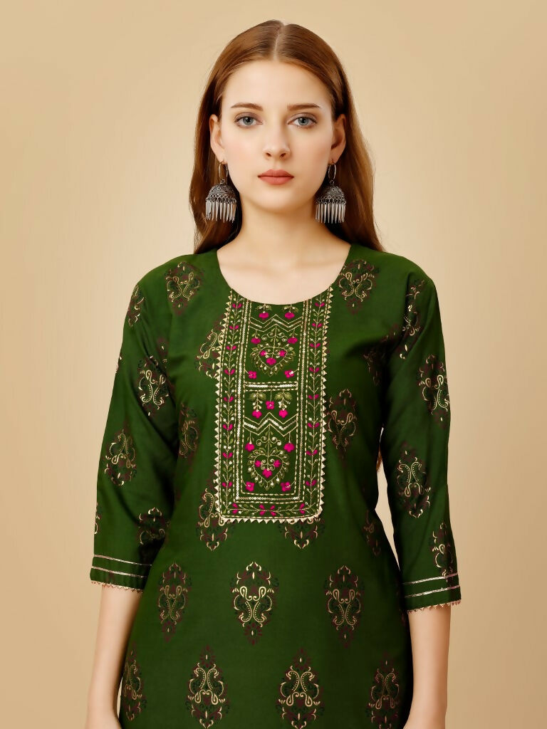 Jyoti Fashion Women's Green Viscose Rayon Embroidered Kurta Pant Set | Grocsy