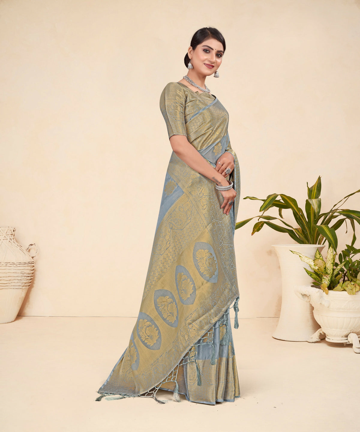 Grey Viscose Weaving Designer Saree - Vandini | Grocsy