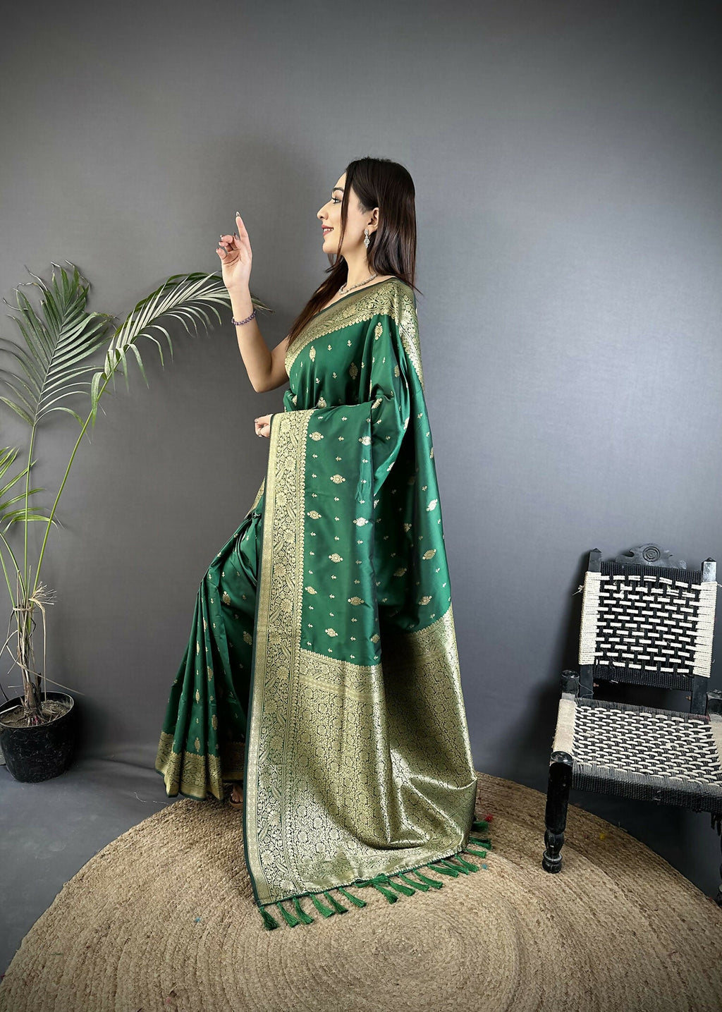 Joban Fashion Green Zari Weaving Motif Lichi Silk Banarasi Silk Saree | Grocsy