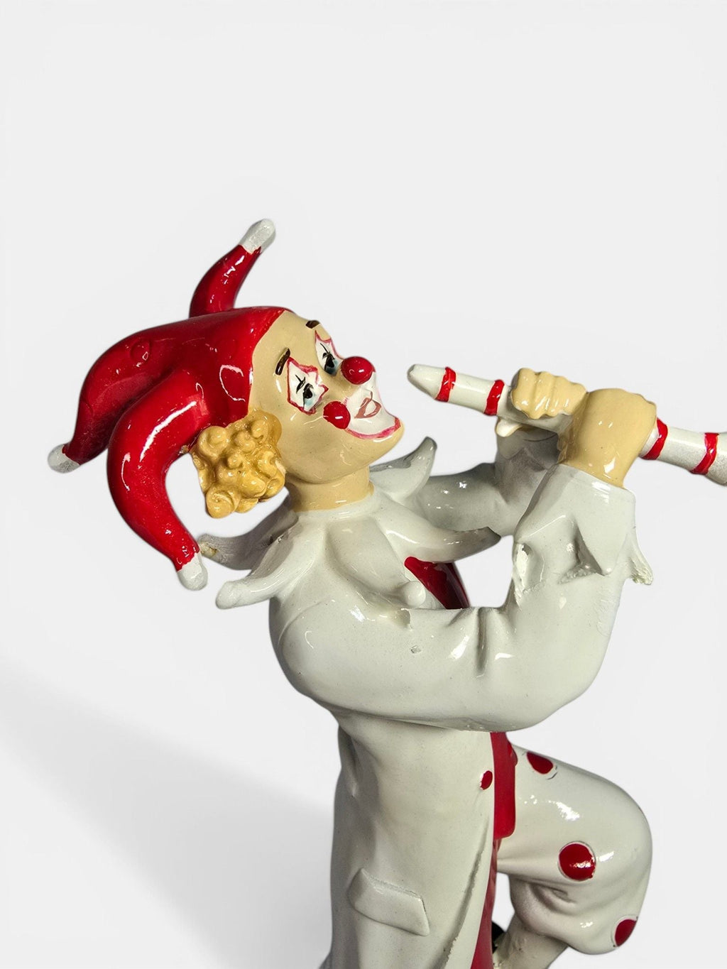 Sun Mun Decors Clown with Pipe | Grocsy