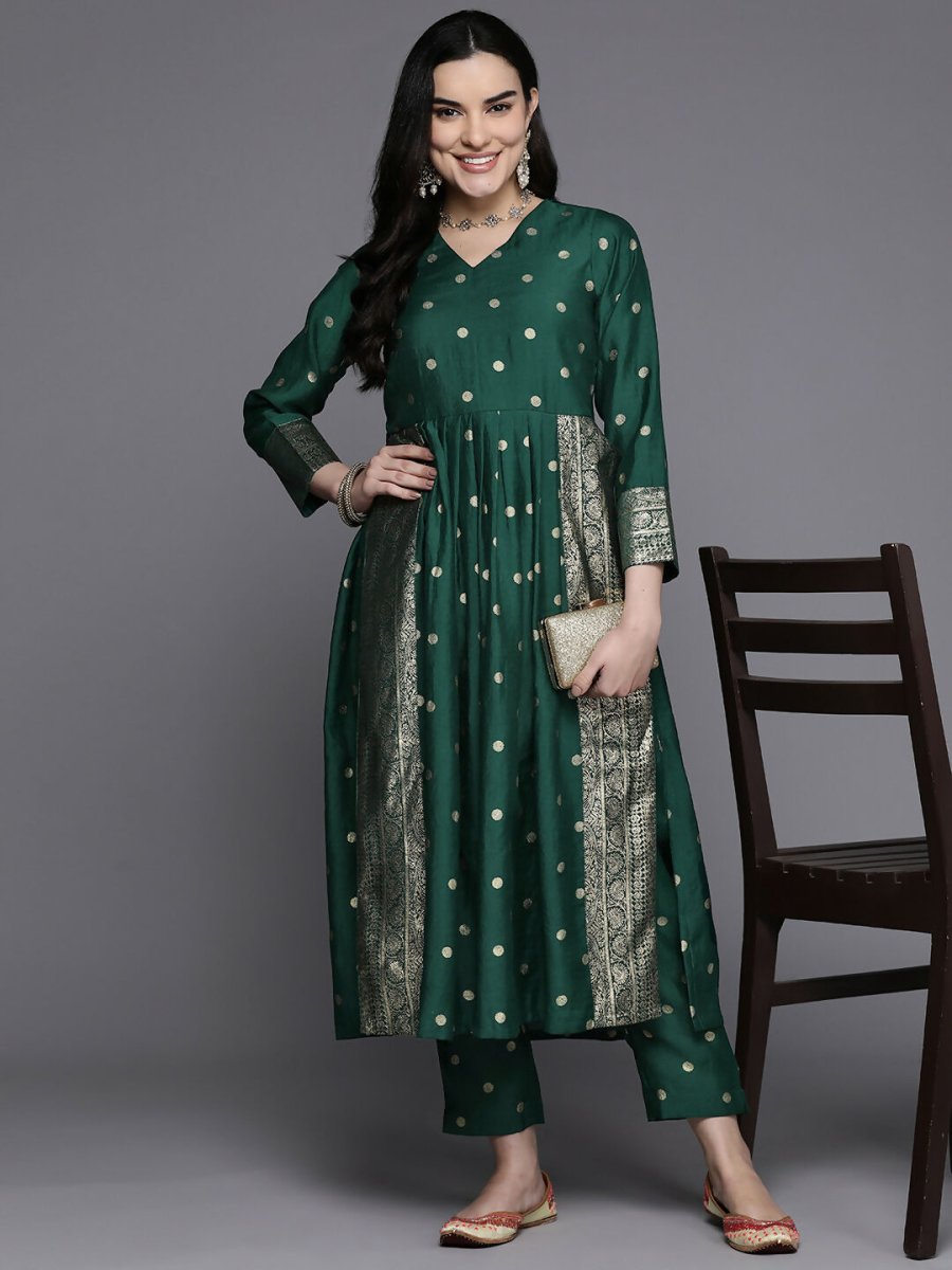 Ahalyaa Women's Traditional wear Kurta Set - Green | Grocsy