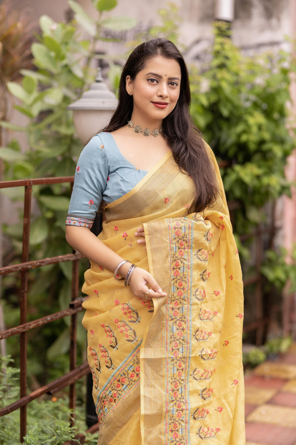 Yellow Pure Linen Ethnic Motifs Saree with Unstitched Blouse - A2M | Grocsy