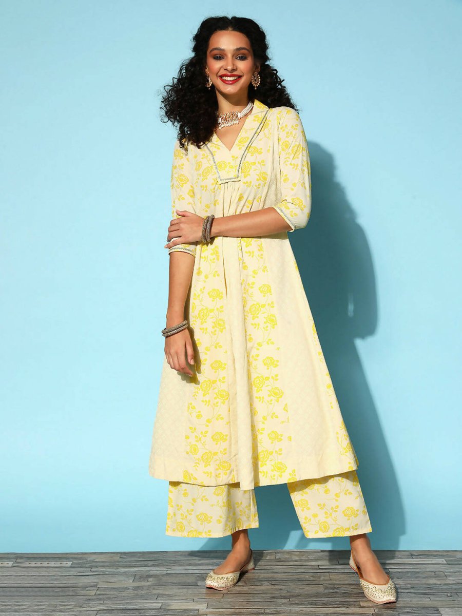Ahalyaa Women Yellow Colour Crepe Printed Kurta Pant Set | Grocsy