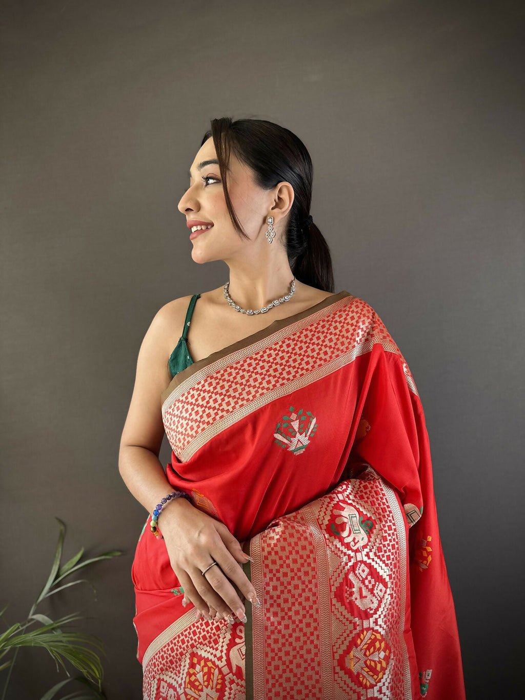 Joban Fashion Red Elephant & Floral Motifs Soft Lichi Silk Banarasi Saree | Grocsy