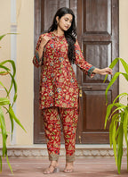 Kaajh Women's Maroon Floral Printed Viscose Rayon Kurta Pant Set | Grocsy