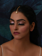 Kundan Maang Tikka (Gold) - Ruby Raang | Grocsy
