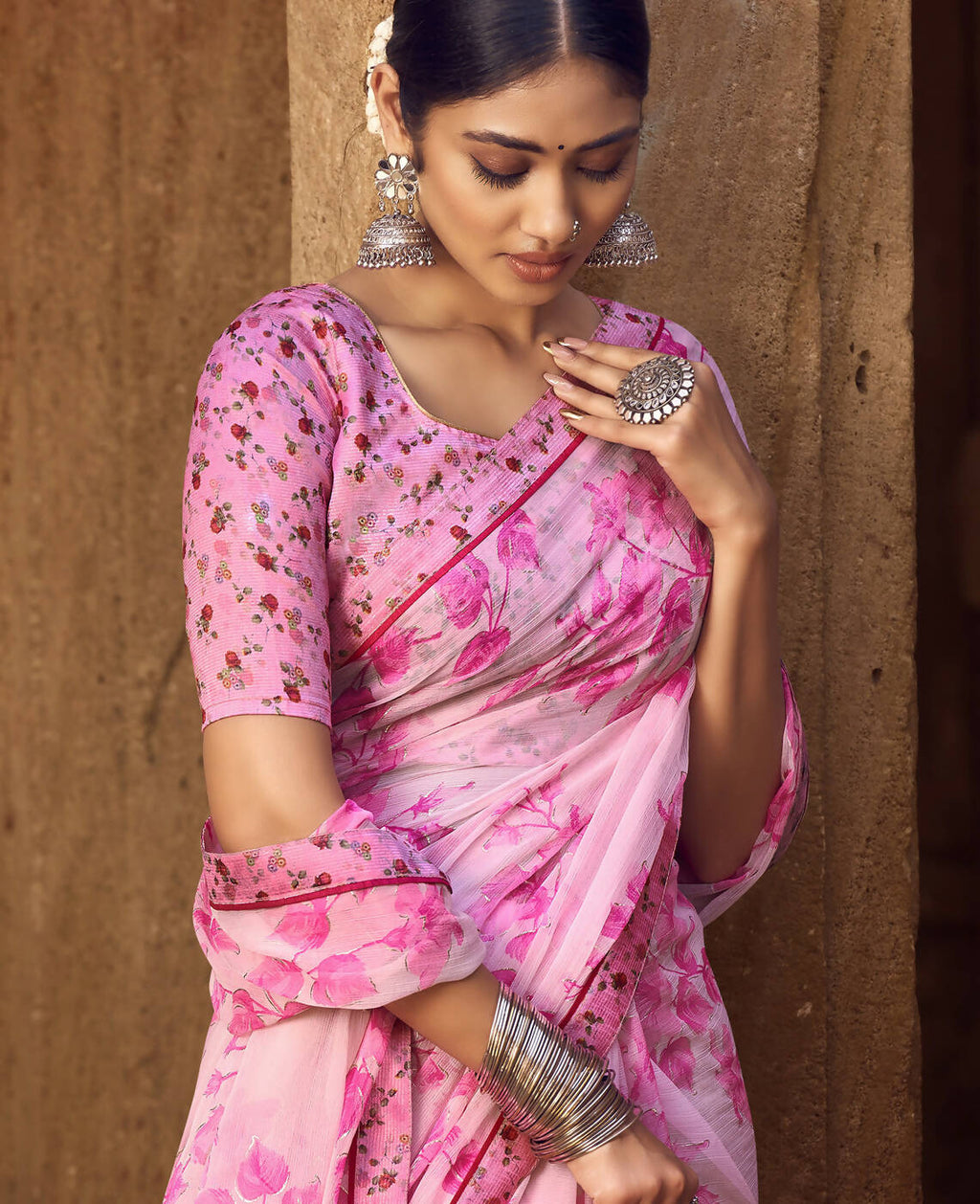 Light Pink Silver Chiffon Printed Saree With Unstitched Blouse Piece - Jyoti | Grocsy