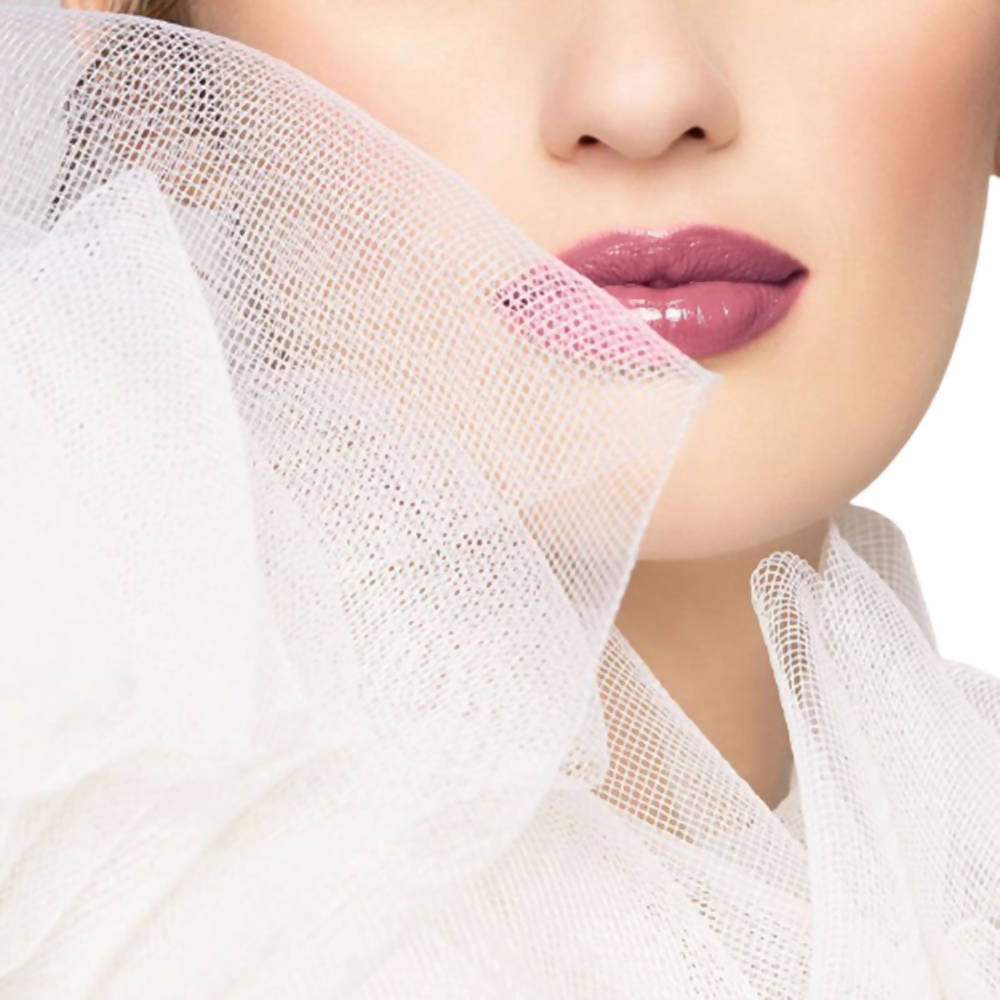 Manish Malhotra Hi-Shine Lipstick - English Rose (4 Gm) | Grocsy