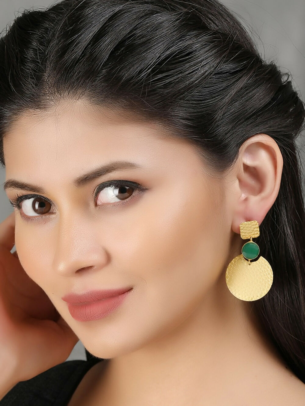 Joban Fashion Women Round Shape Green Stone Matte Gold Earrings | Grocsy