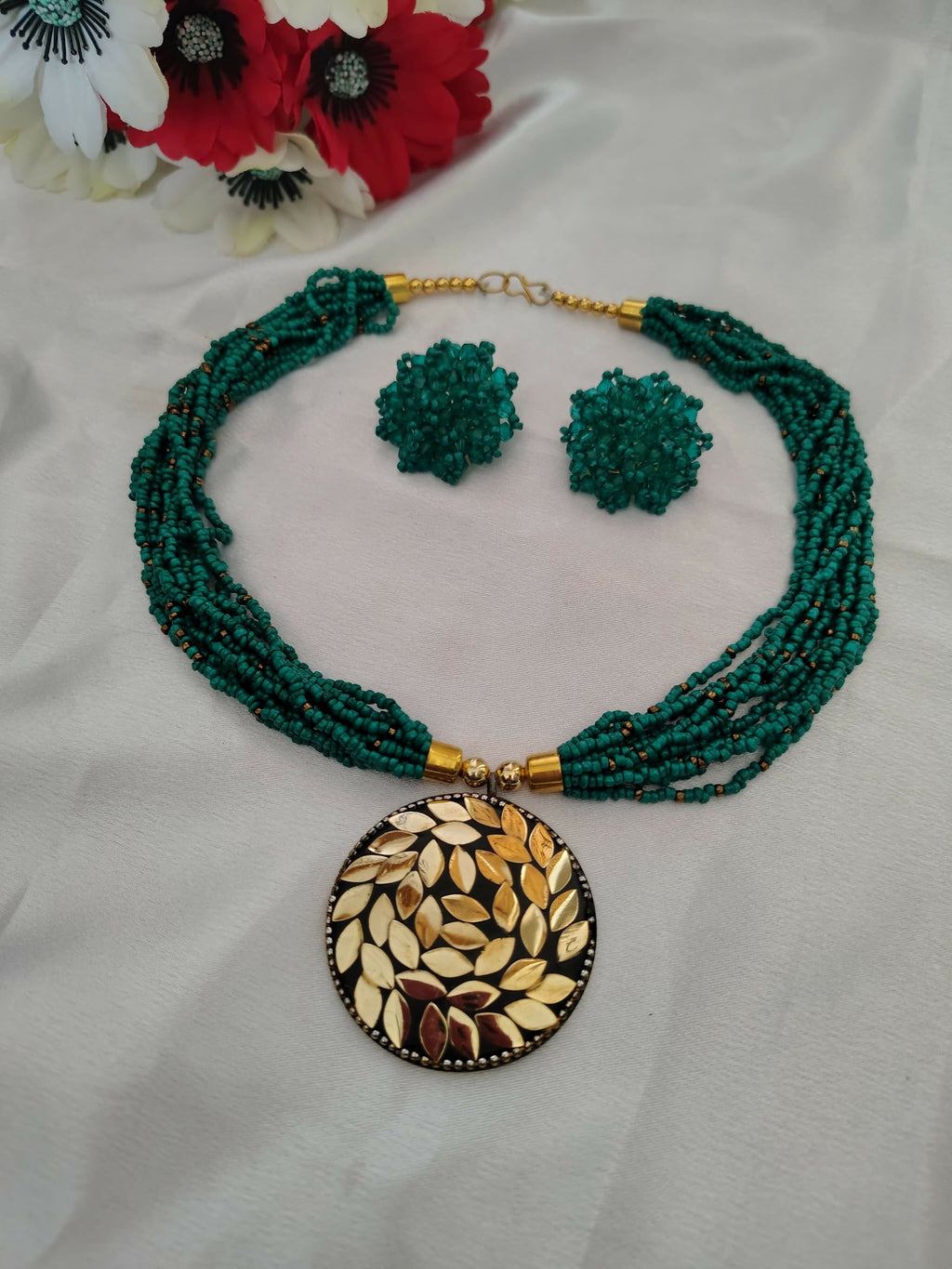 Inhanns All-Day Statement Beaded Necklace Set - Sea Green | Grocsy