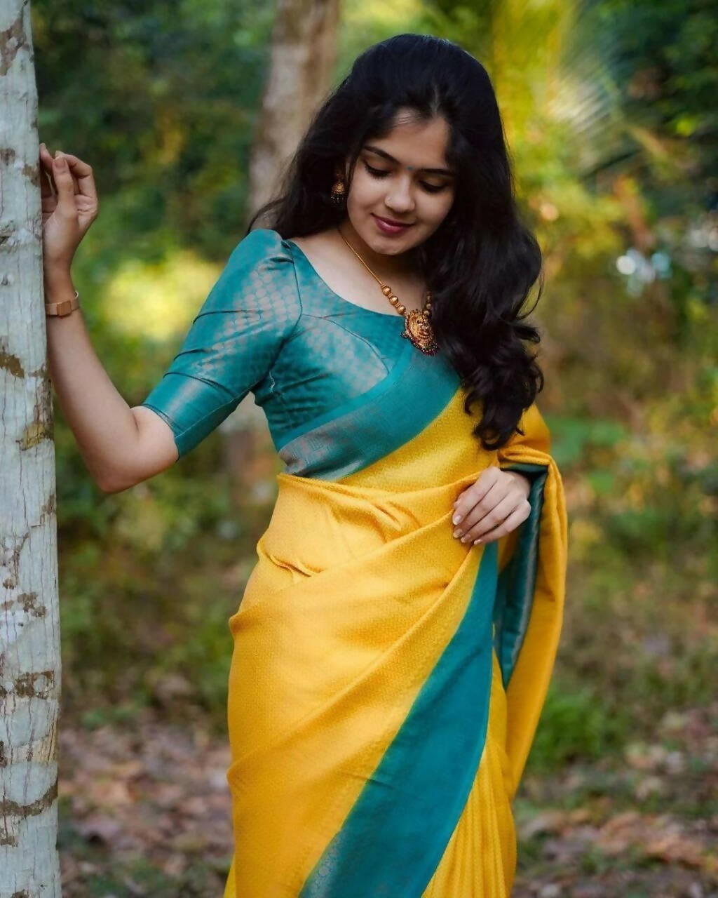 DEIANA'S Beautiful Designer Golden zari Soft Lichi Silk Saree - Yellow | Grocsy
