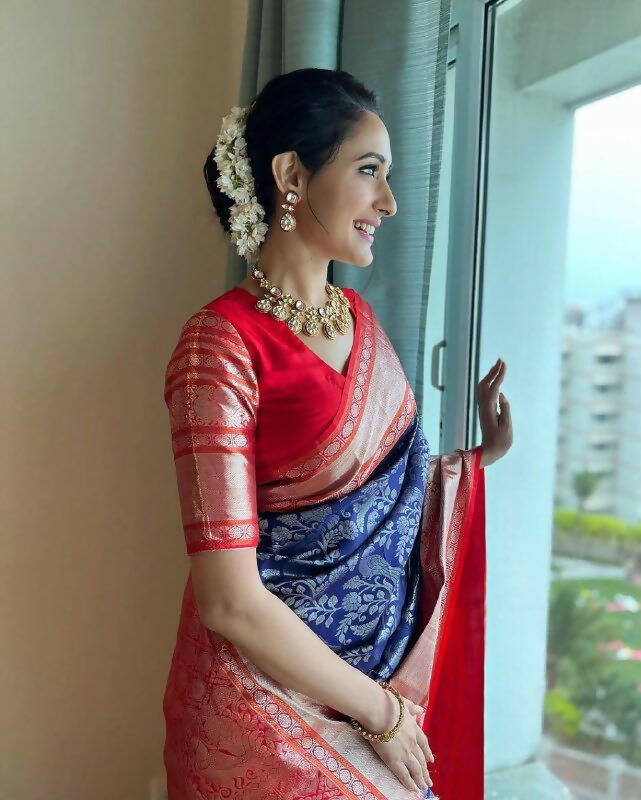 DEIANA'S Beautiful Designer Golden zari Soft Lichi Silk Saree - Blue | Grocsy