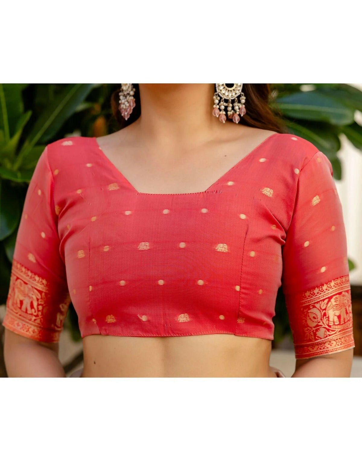 Joban Fashion Off White Silk Woven Banarasi Saree | Grocsy