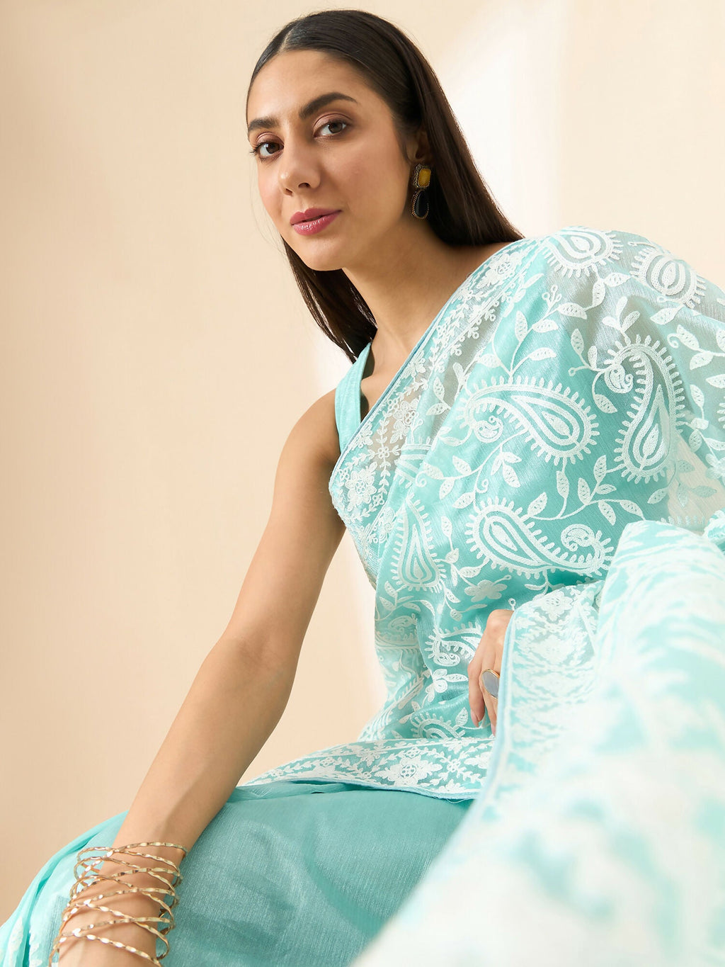 Blue Organza Paisely Embroidered Saree with Unstitched Blouse Piece - Roozal | Grocsy