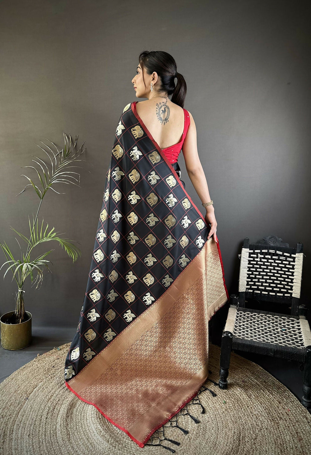 Joban Fashion Black Elephant Motif Soft Silk Banarasi silk Saree | Grocsy