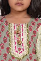 Little Bansi Girls Banarsi Cotton Turkish Lacework Kurta with Foil Sharara & Dupatta - Green | Grocsy