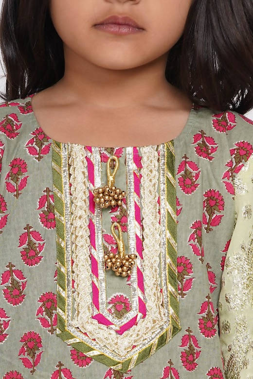 Little Bansi Girls Banarsi Cotton Turkish Lacework Kurta with Foil Sharara & Dupatta - Green | Grocsy