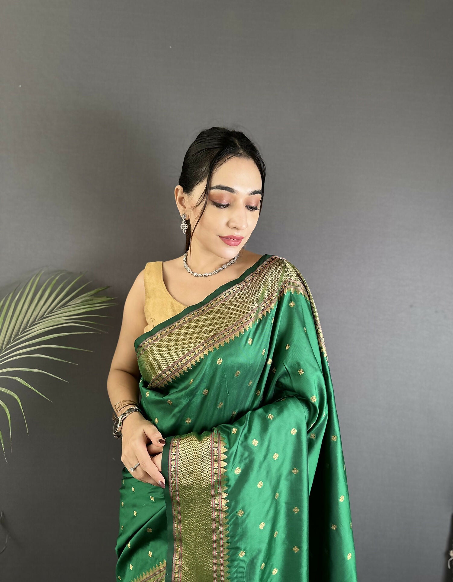 Joban Fashion Green Butti Woven Soft Lichi Silk Paithani Saree | Grocsy
