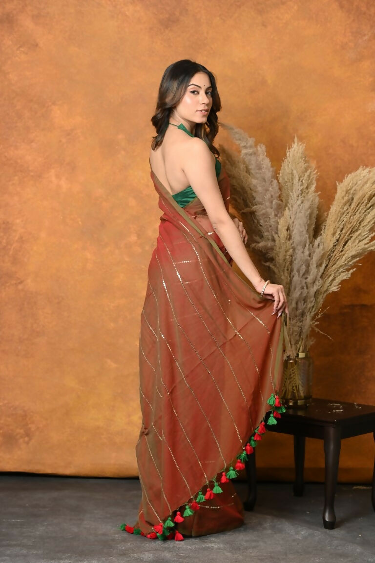 Very Much Indian Designer Mul Cotton Handloom Saree with Sequins - Dual Tone Red Green | Grocsy
