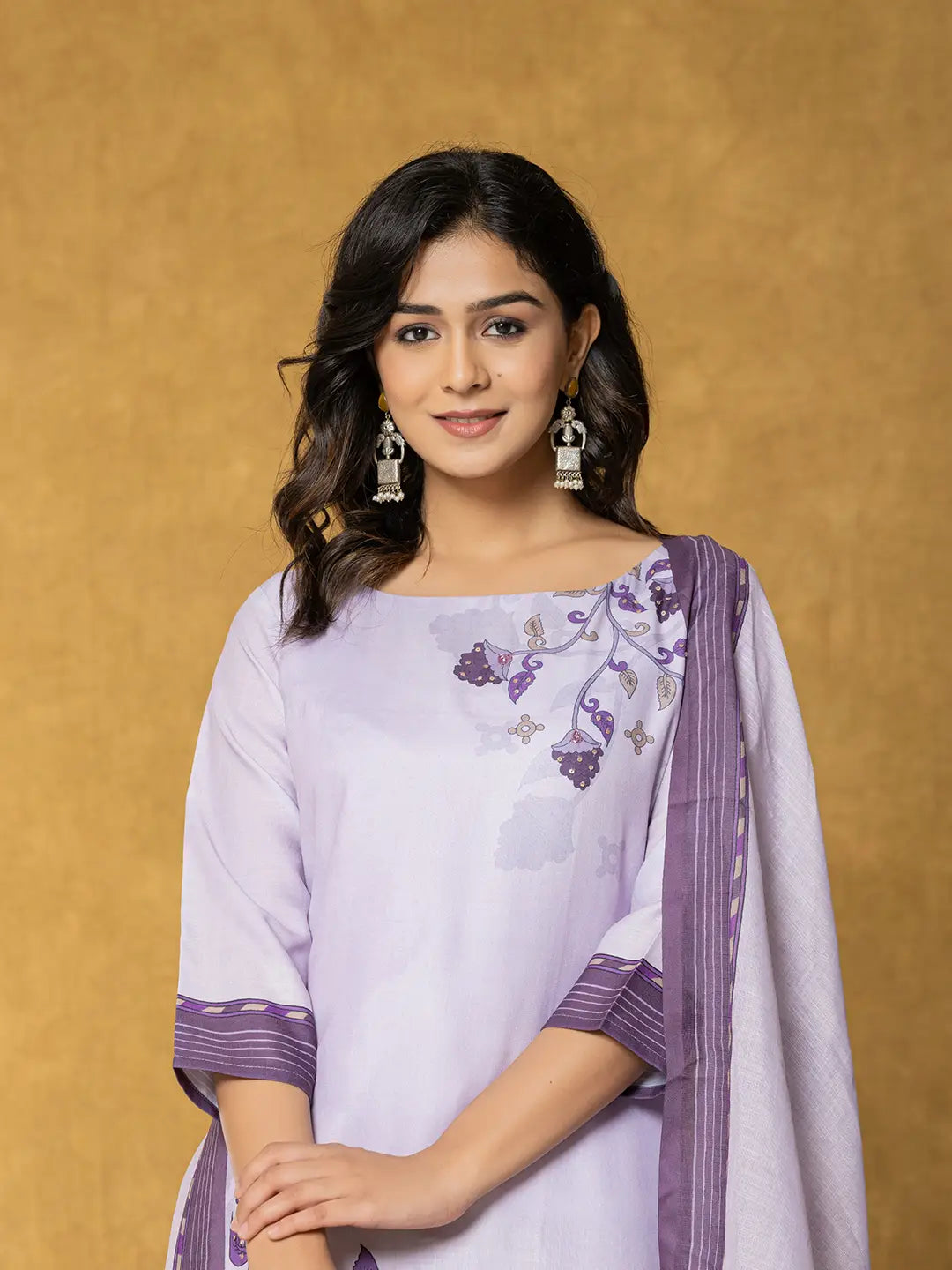 Yufta Lavender And White Linen Kurta Dupatta Pant Set | Grocsy