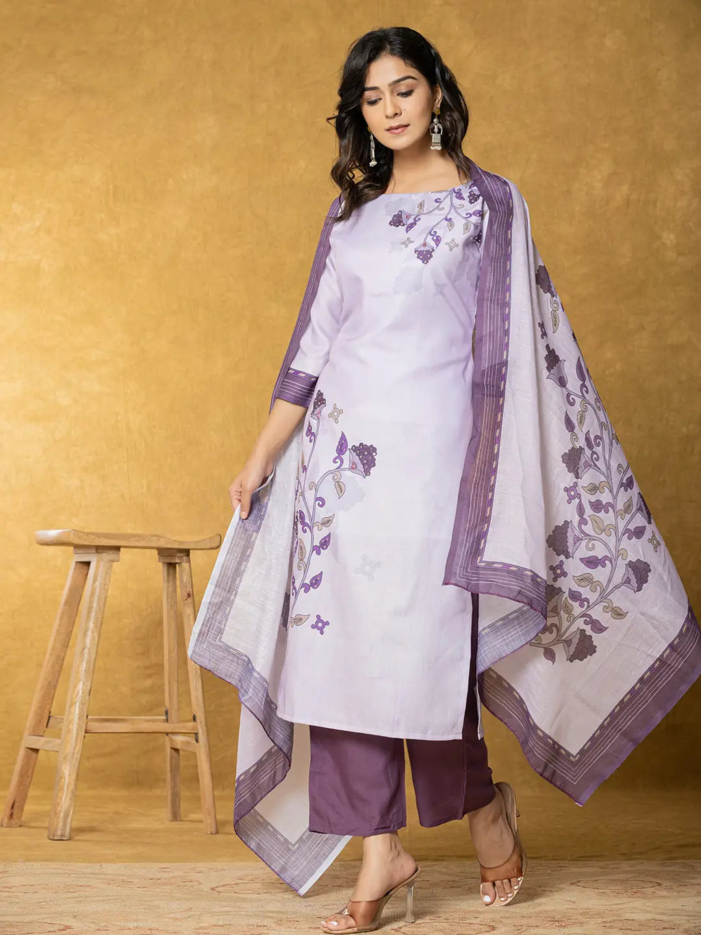 Yufta Lavender And White Linen Kurta Dupatta Pant Set | Grocsy