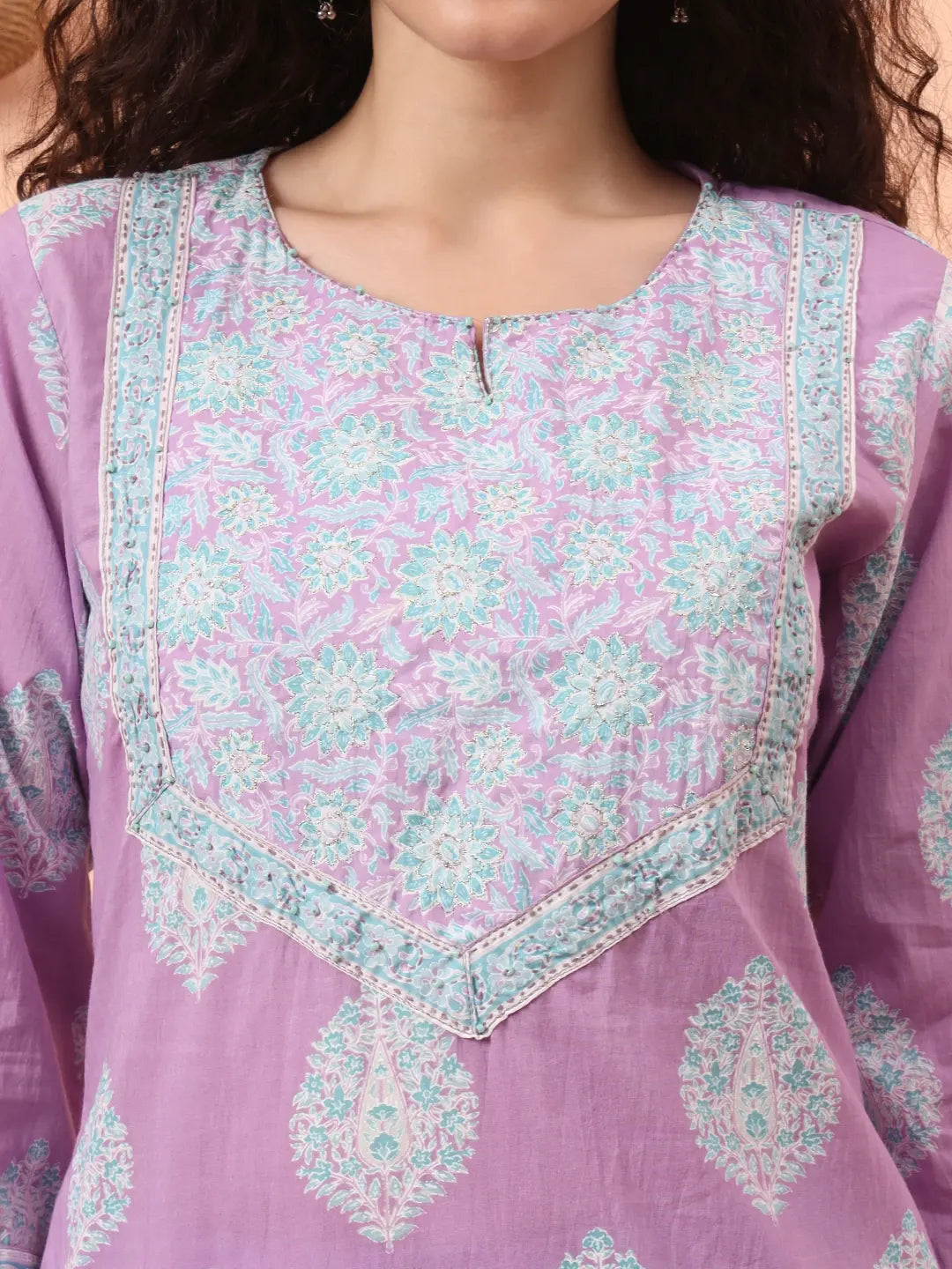 Yufta Lavender Straight Ethnic Motifs Zari Kurta Trouser Dupatta Set | Grocsy