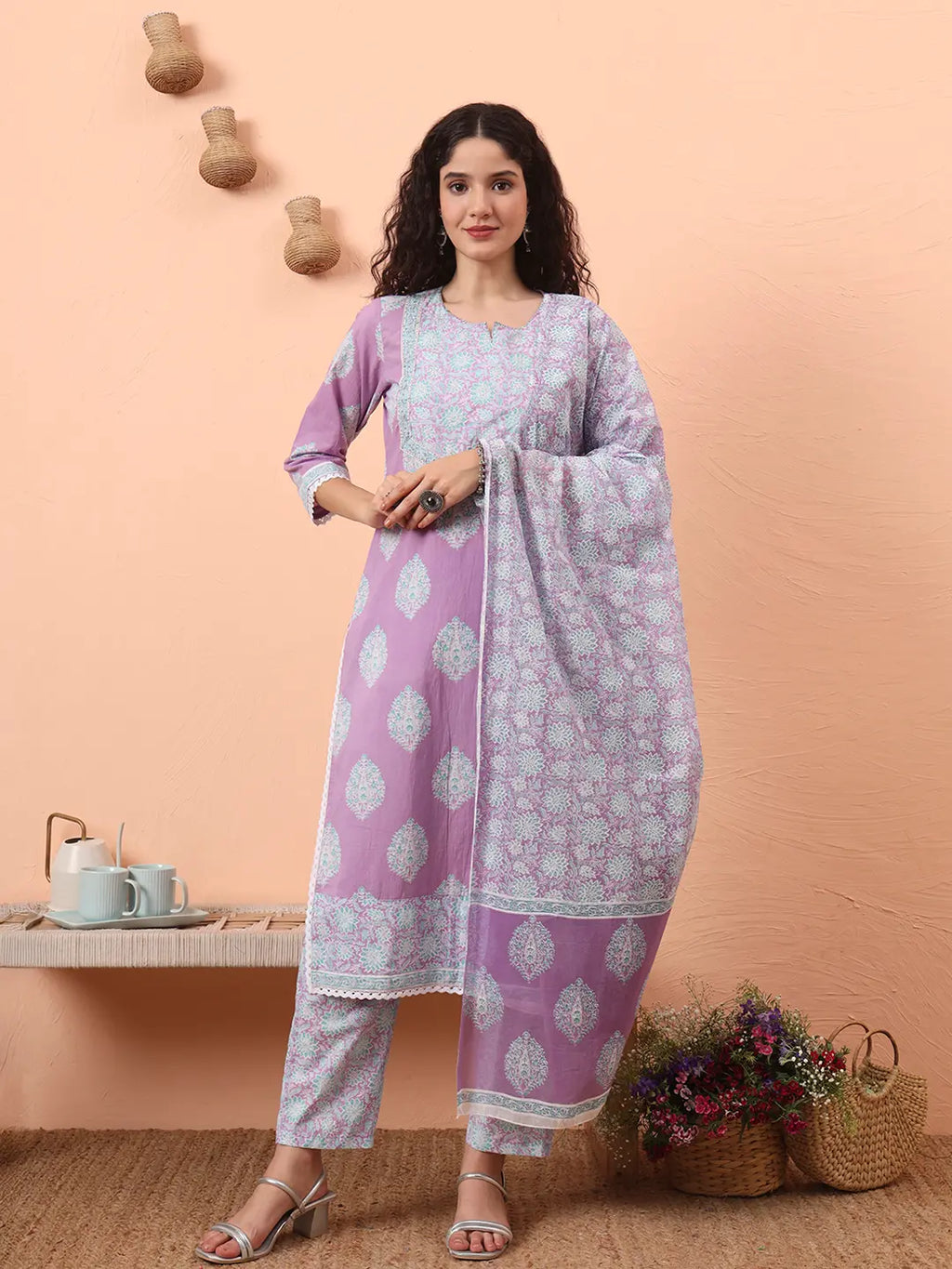 Yufta Lavender Straight Ethnic Motifs Zari Kurta Trouser Dupatta Set | Grocsy