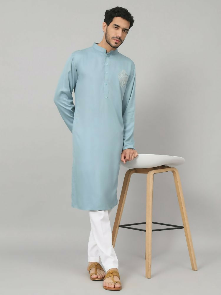 Cotton Kurta With Single Motif Embroidery by Hilo Design | Grocsy
