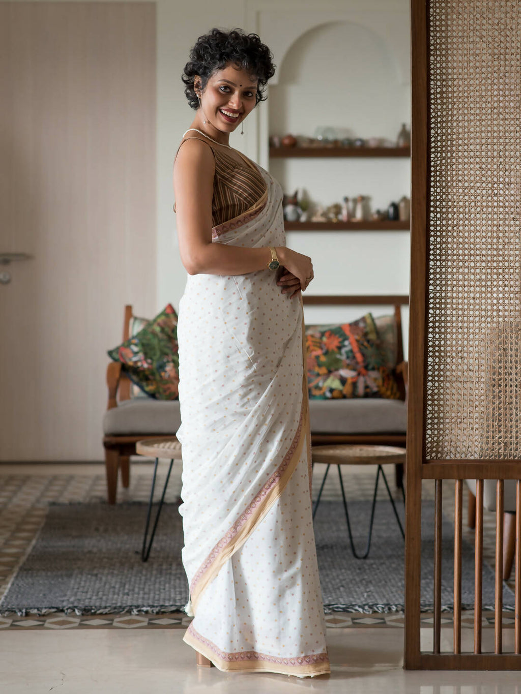 Suta White Woven Design Pure Cotton Saree | Grocsy