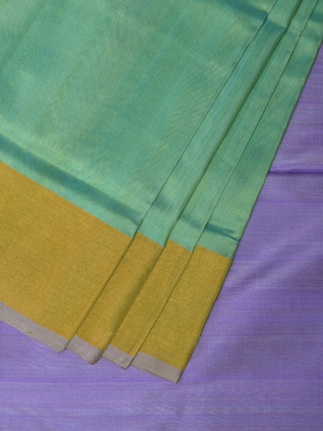 Light Green and Lavender Uppada Silk Handloom Plain Saree with Contrast Pallu Design - Global Threads | Grocsy
