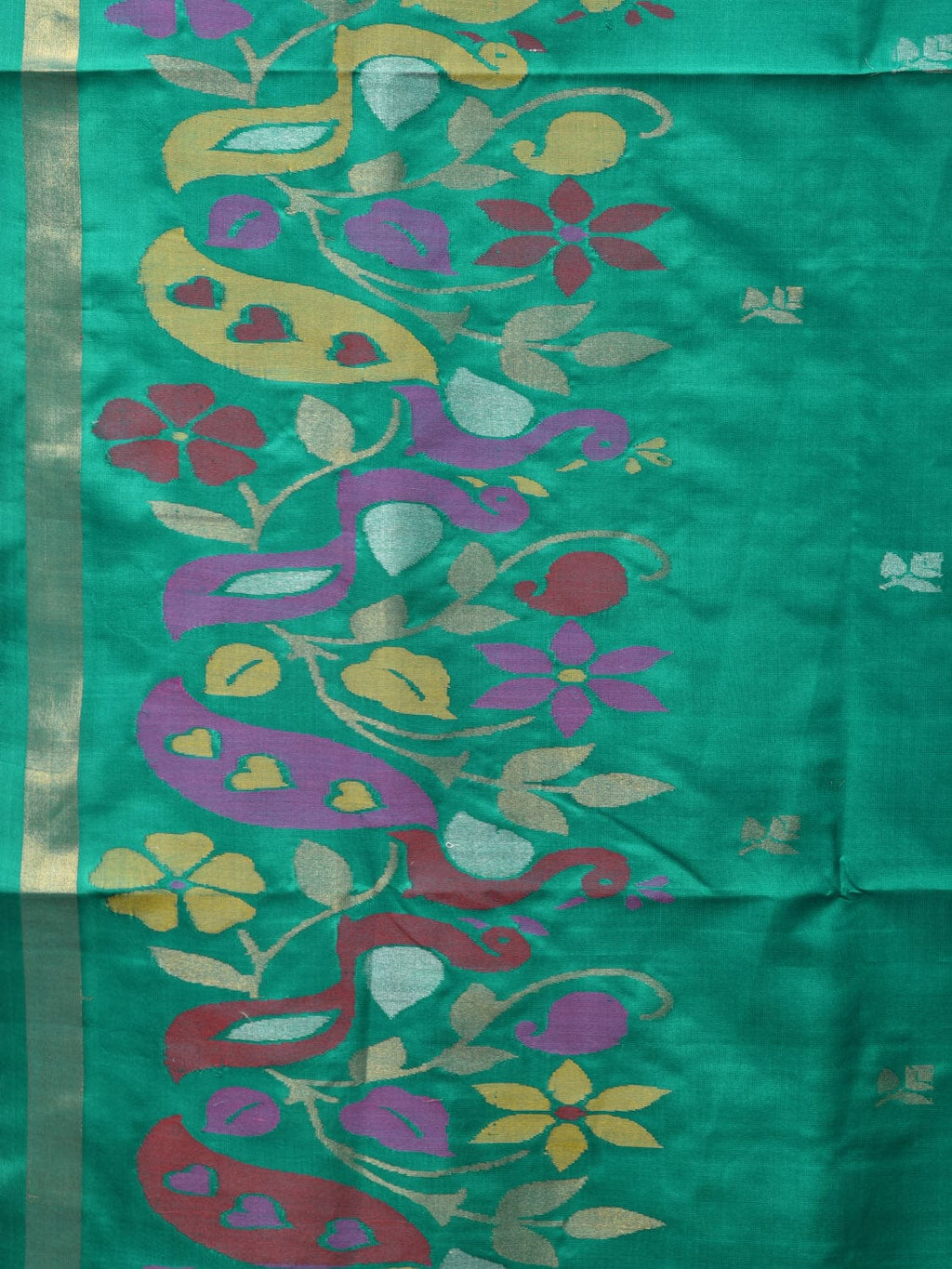 Light Green Uppada Silk Handloom Saree with Peacocks Border and Floral Pallu Design - Global Threads | Grocsy