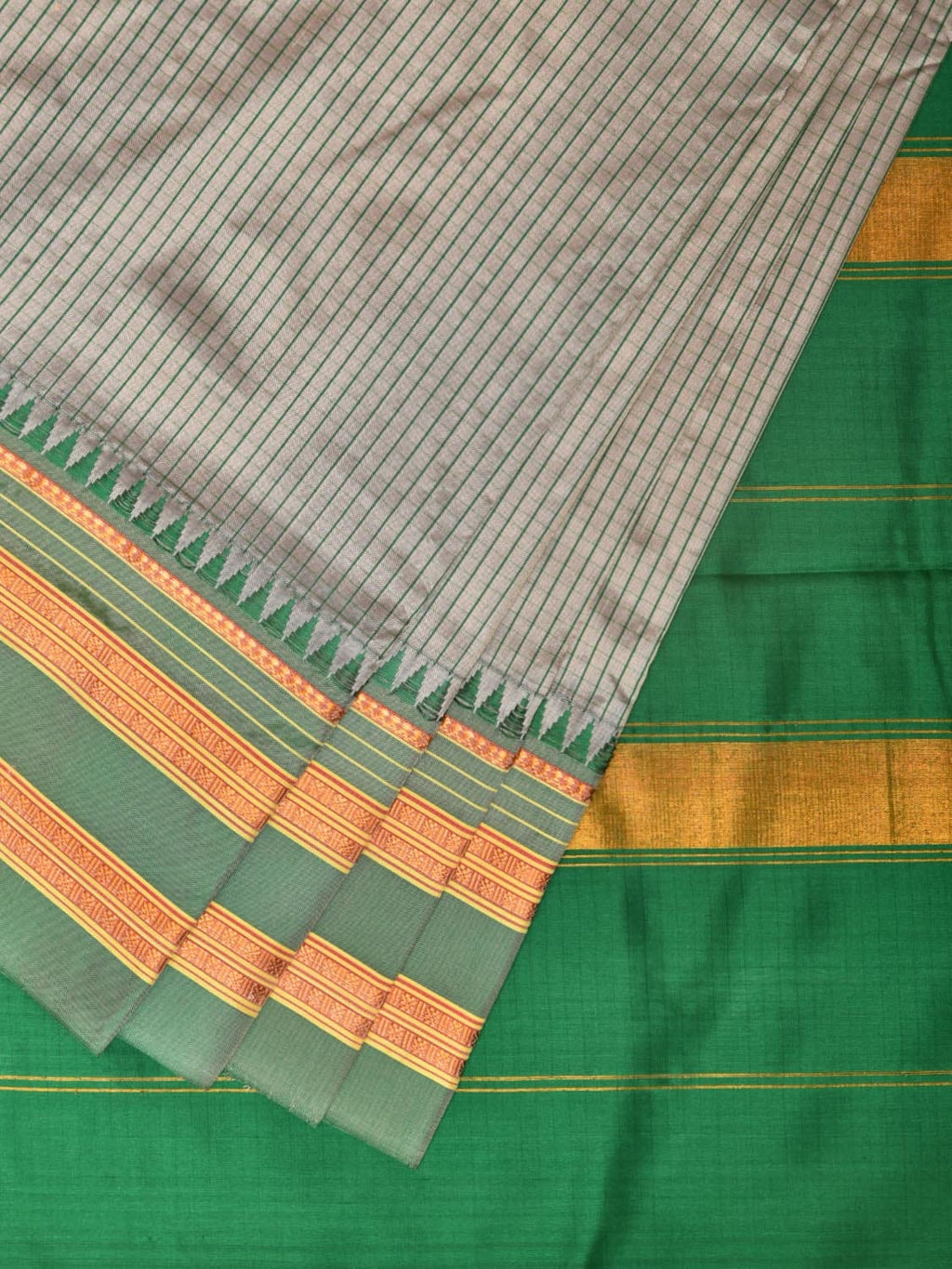 Light Grey and Green Narayanpet Silk Handloom Saree with Checks Design No Blouse - Global Threads | Grocsy
