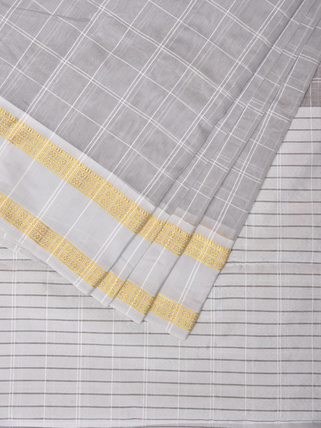Light Grey Bamboo Cotton Saree with Big Checks and Doby Border Design - Global Threads | Grocsy