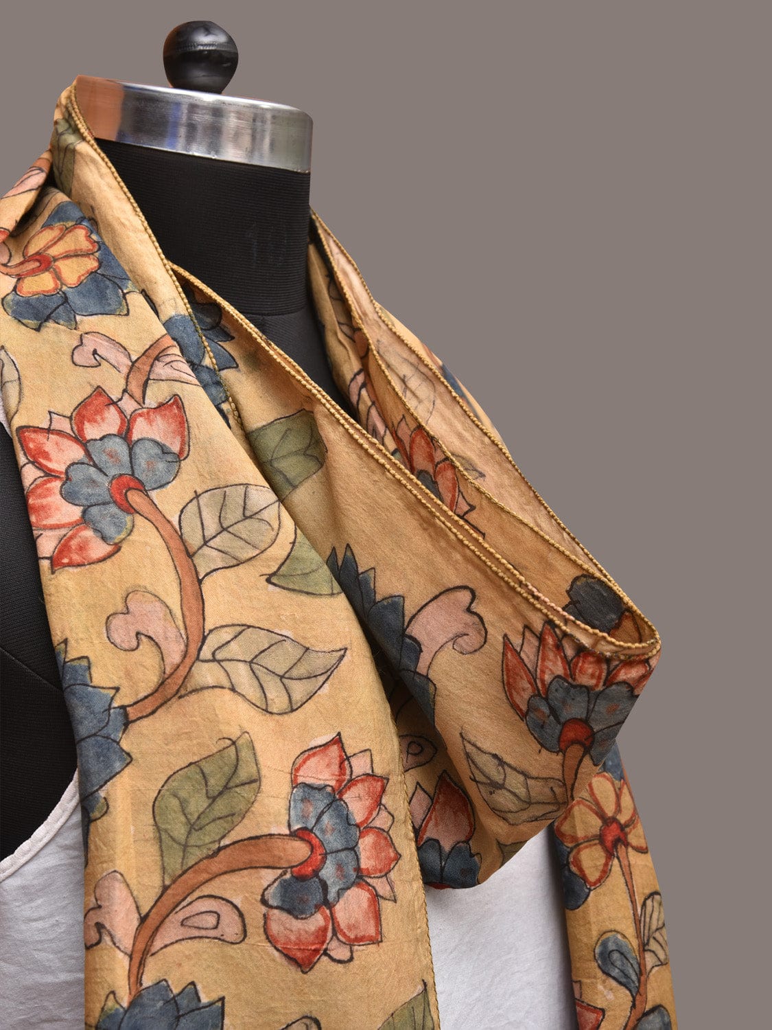 Light Yellow Kalamkari Hand Painted Sico Stole with Lotus Flowers Design - Global Threads | Grocsy