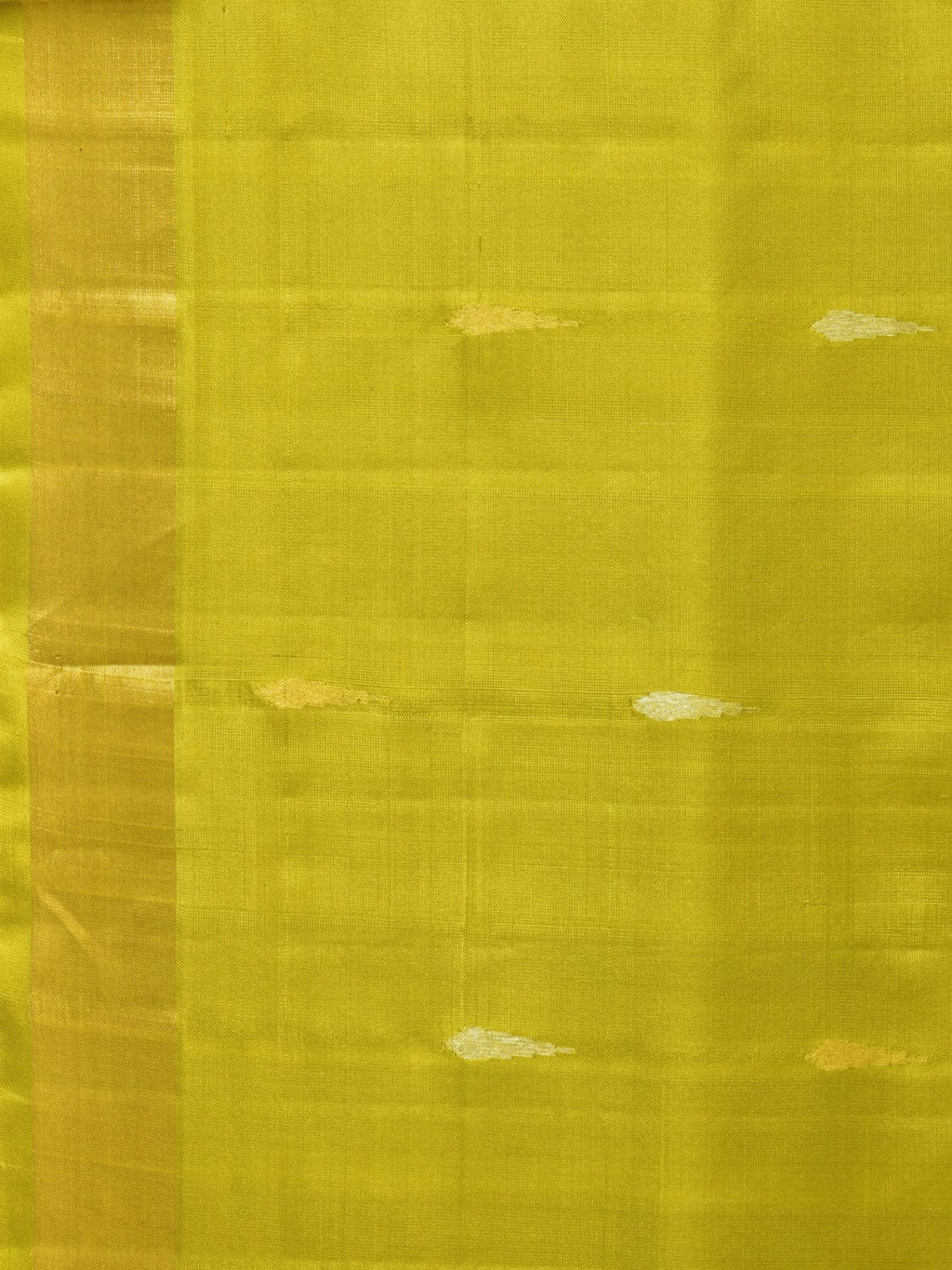 Lime Green Uppada Silk Handloom Saree with Floral Pallu Design - Global Threads | Grocsy