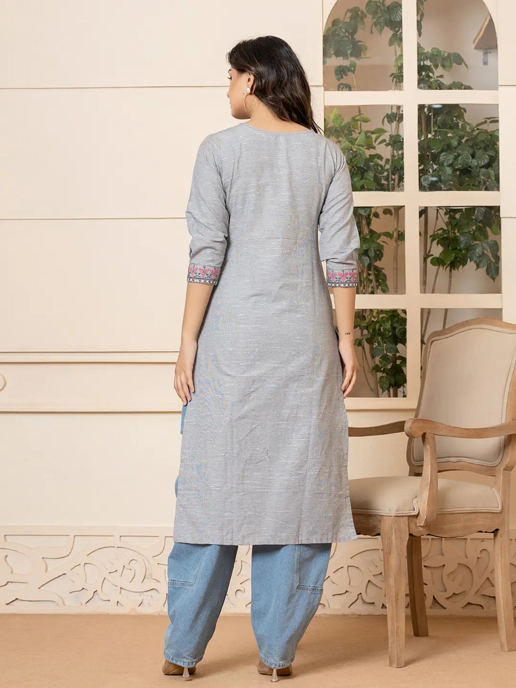 Yufta Linen Grey Embroidery Straight Kurta | Grocsy