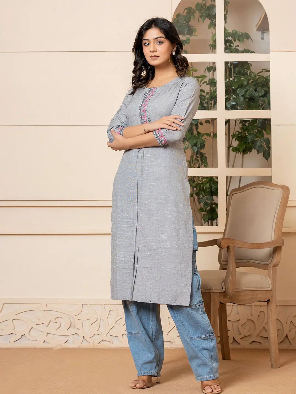 Yufta Linen Grey Embroidery Straight Kurta | Grocsy