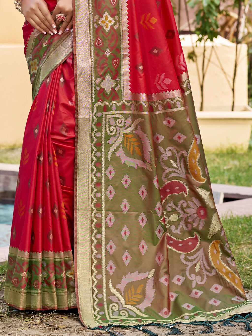 Shree Shyam Fashion Red Pochampally Silk Saree | Grocsy