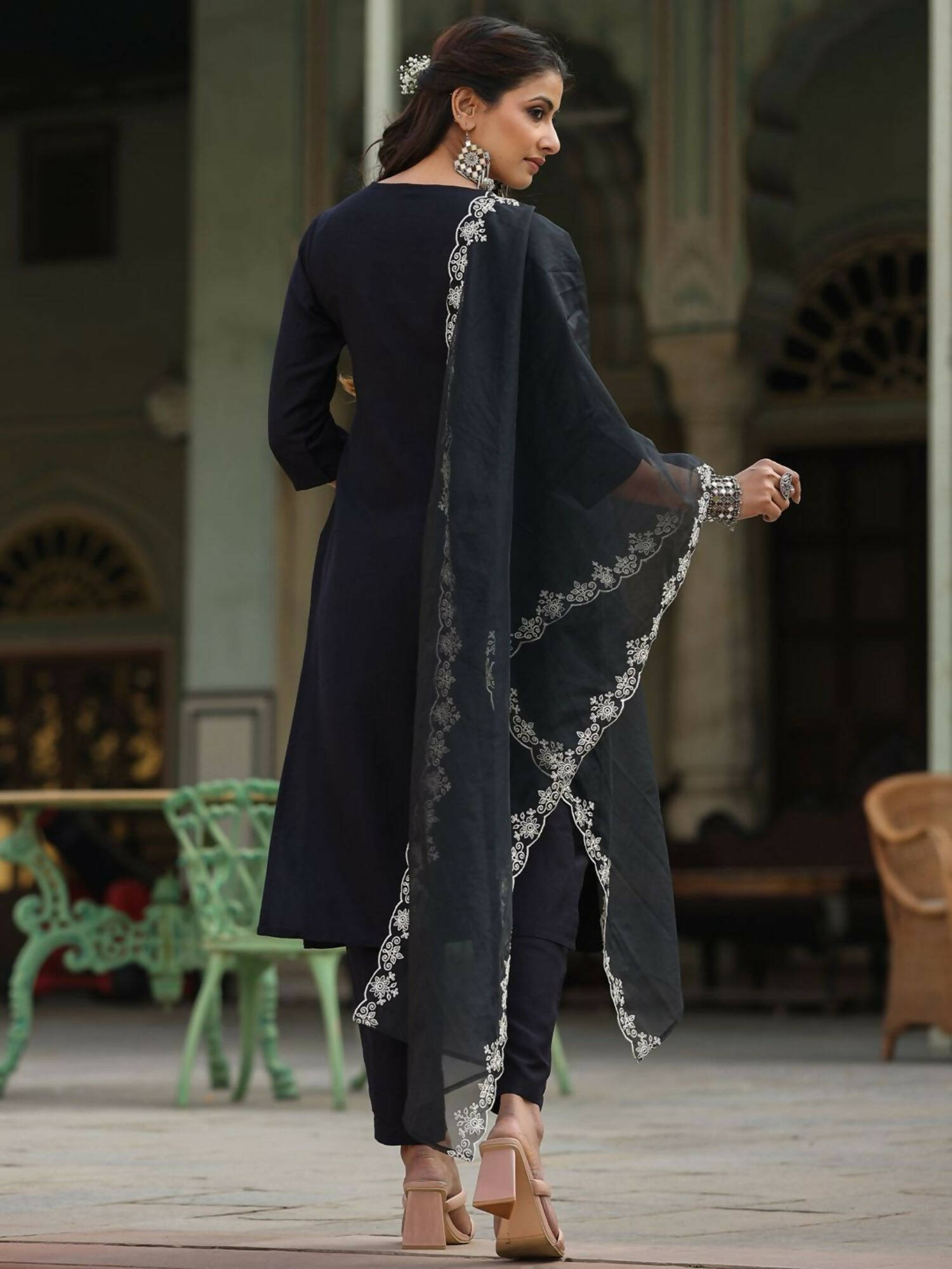 Juniper Women's Black Chinnon Solid Embroidered Kurta Set | Grocsy