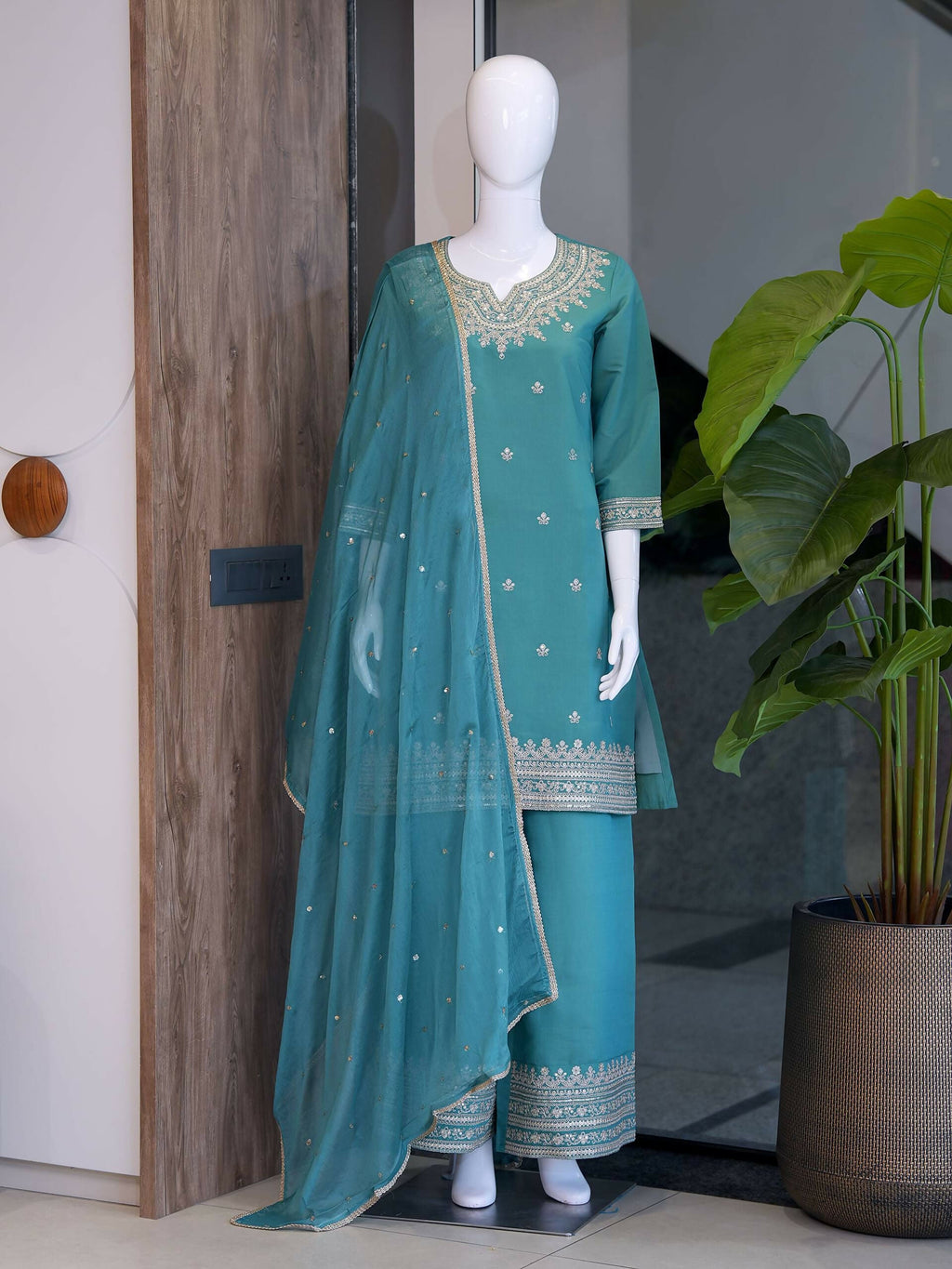 Teeya Creation Turquoise Blue Silk Embroidered Kurta Pant Set With Dupatta | Grocsy