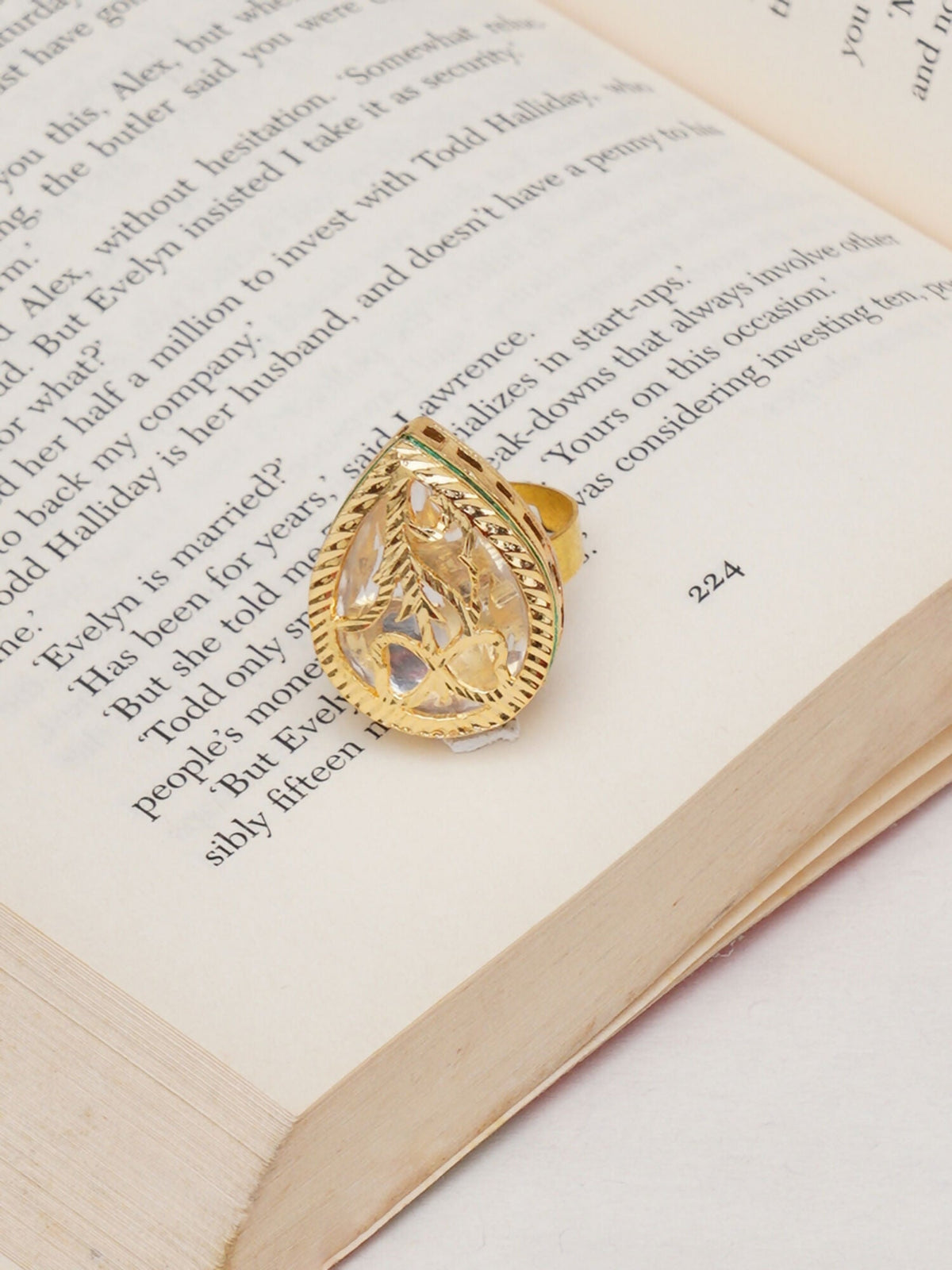 Kundan Ring (gold) - Ruby Raang | Grocsy