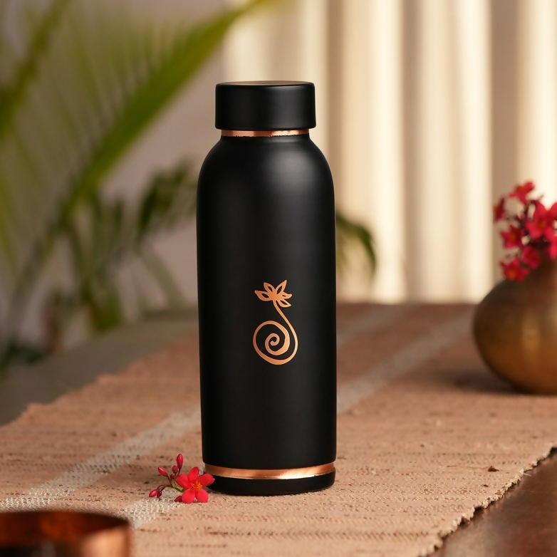 Isha Life Compact Copper Water Bottle (Coated) -700 ml | Grocsy