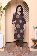 Miravan Womens Brown Animal Printed Kurta With Palazzo | Grocsy