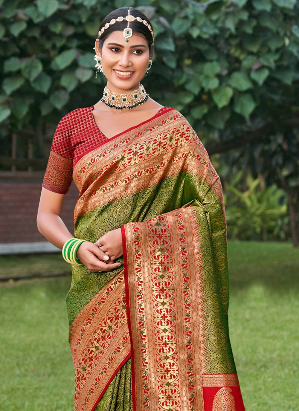 Shree Shyam Fashion Mehandi Golden Banarasi Silk Saree | Grocsy
