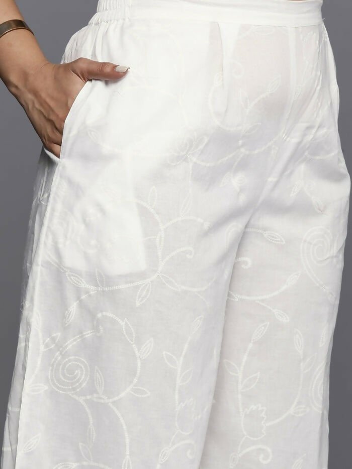 Ahalyaa Women's Traditional wear Kurta Set - White | Grocsy